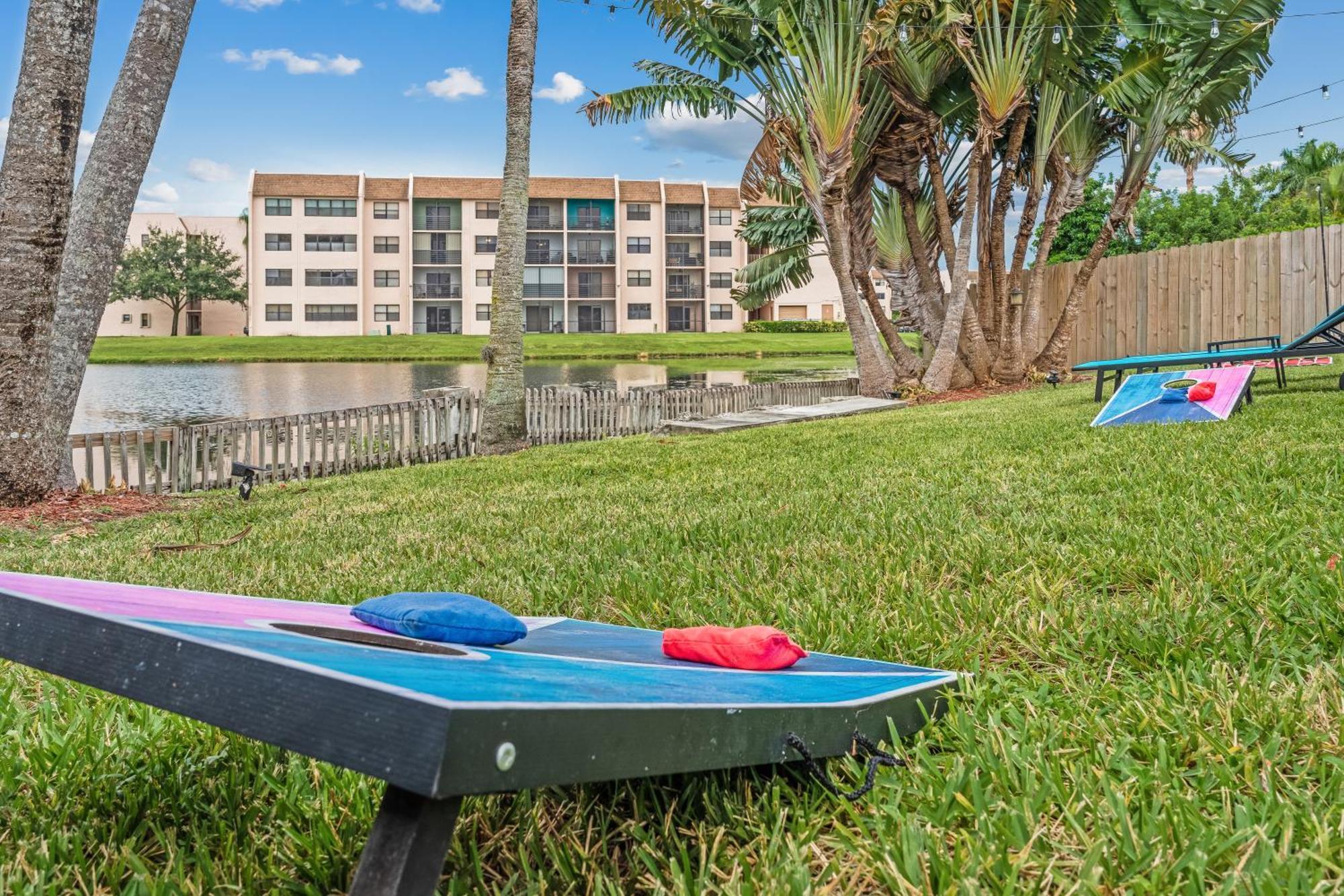 Waterfront Oasis Escape With 7 Seats Hot Tub! Sunrise